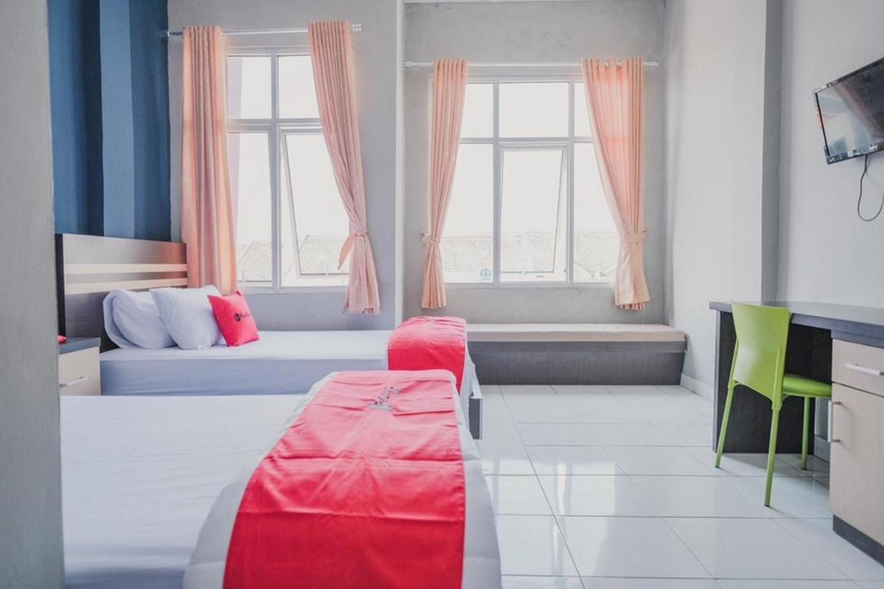 RedDoorz @ Jalan Hayam Wuruk Lampung 2 Hotel Bandar Lampung Bagian luar foto